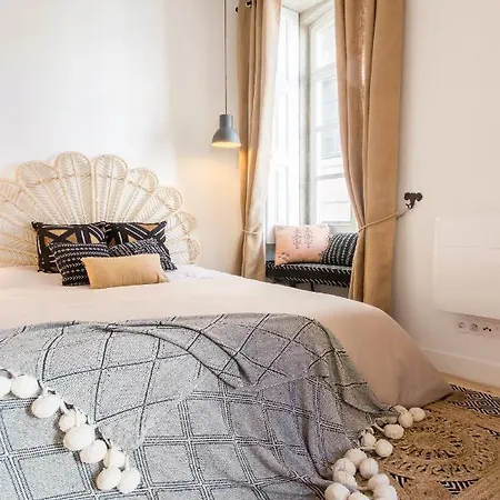 Little Capeli شقة بورتو