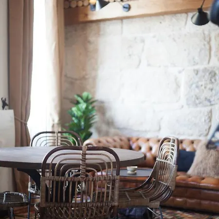 Little Capeli * Oporto