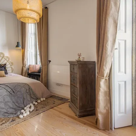 Little Capeli Apartment *