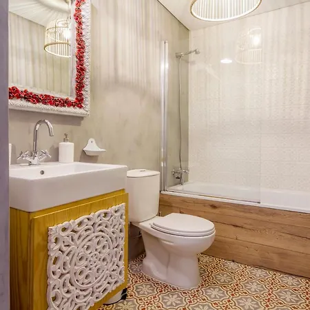 Little Capeli Apartment *